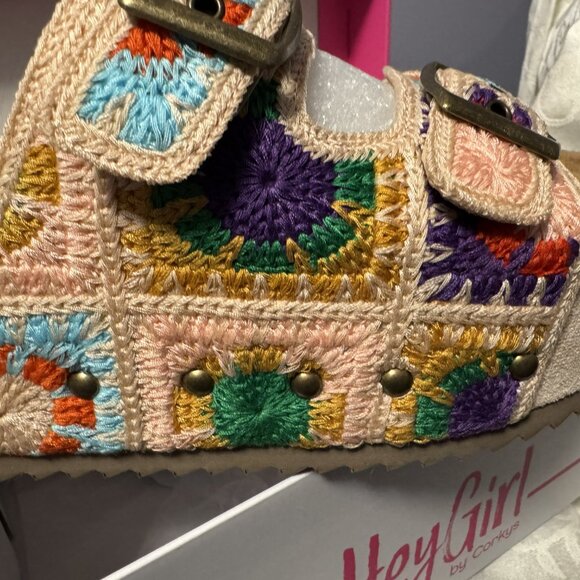NWOT Hey Girl by Corkys "Wannabe" Platform Sandals in Multi Crochet - Picture 2 of 8